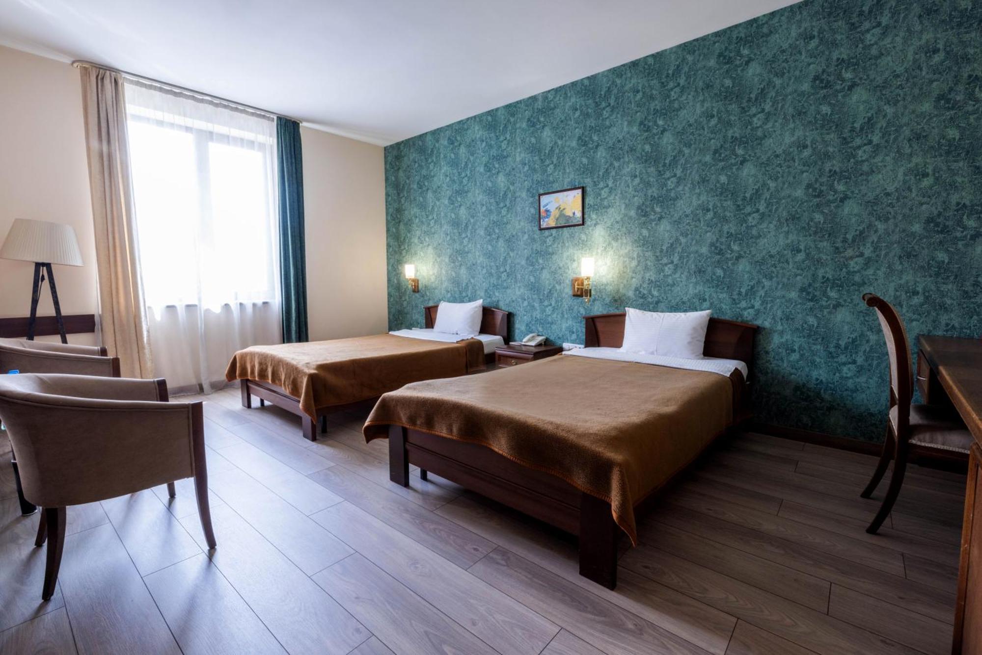 Ararat Hotel Yerevan Bagian luar foto